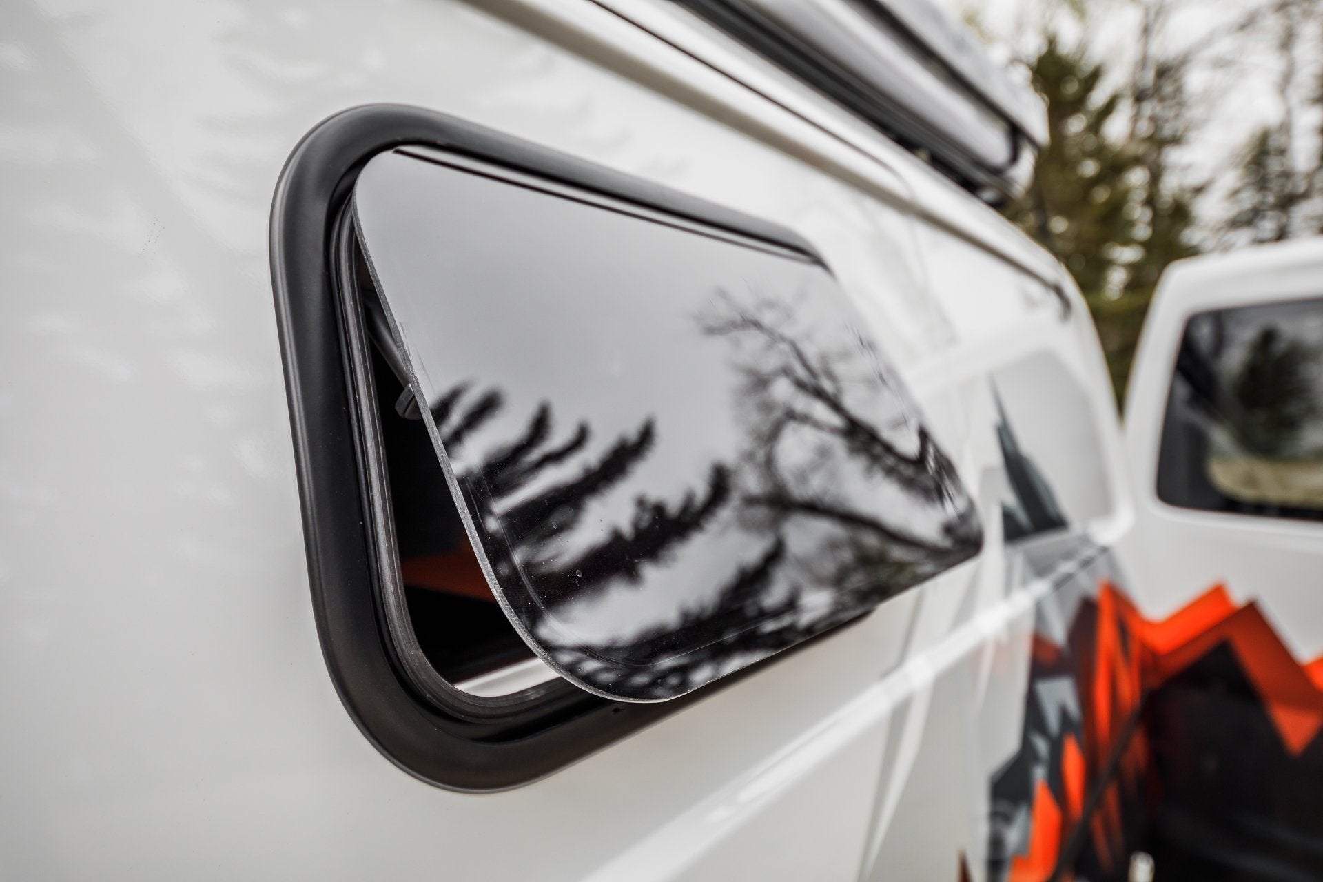 Broad Arrow Curved Window for van conversion